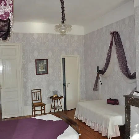住宿加早餐酒店 Chambres D'hotes L'arbre D'or De Marc-aurele 3*
