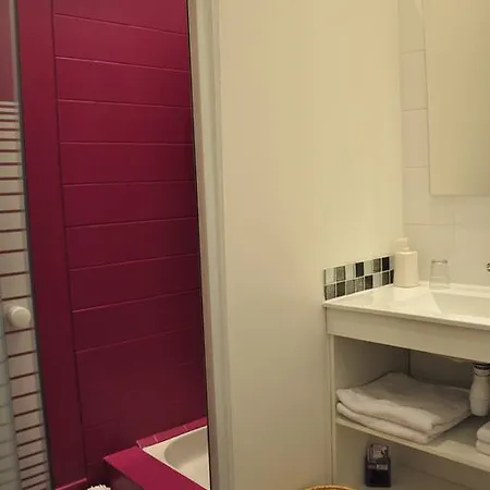 Oda ve Kahvaltı Chambres D'hotes L'arbre D'or De Marc-aurele 3*